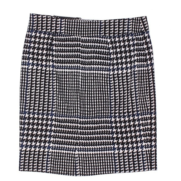 Michael Kors Houndstooth Skirt - Picture 2 of 3